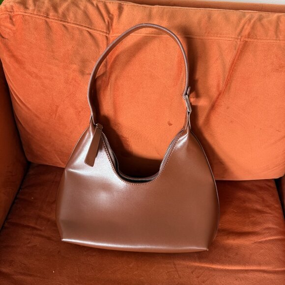 Brown Structured Faux Leather Purse with Silver Zipper - Picture 2 of 4